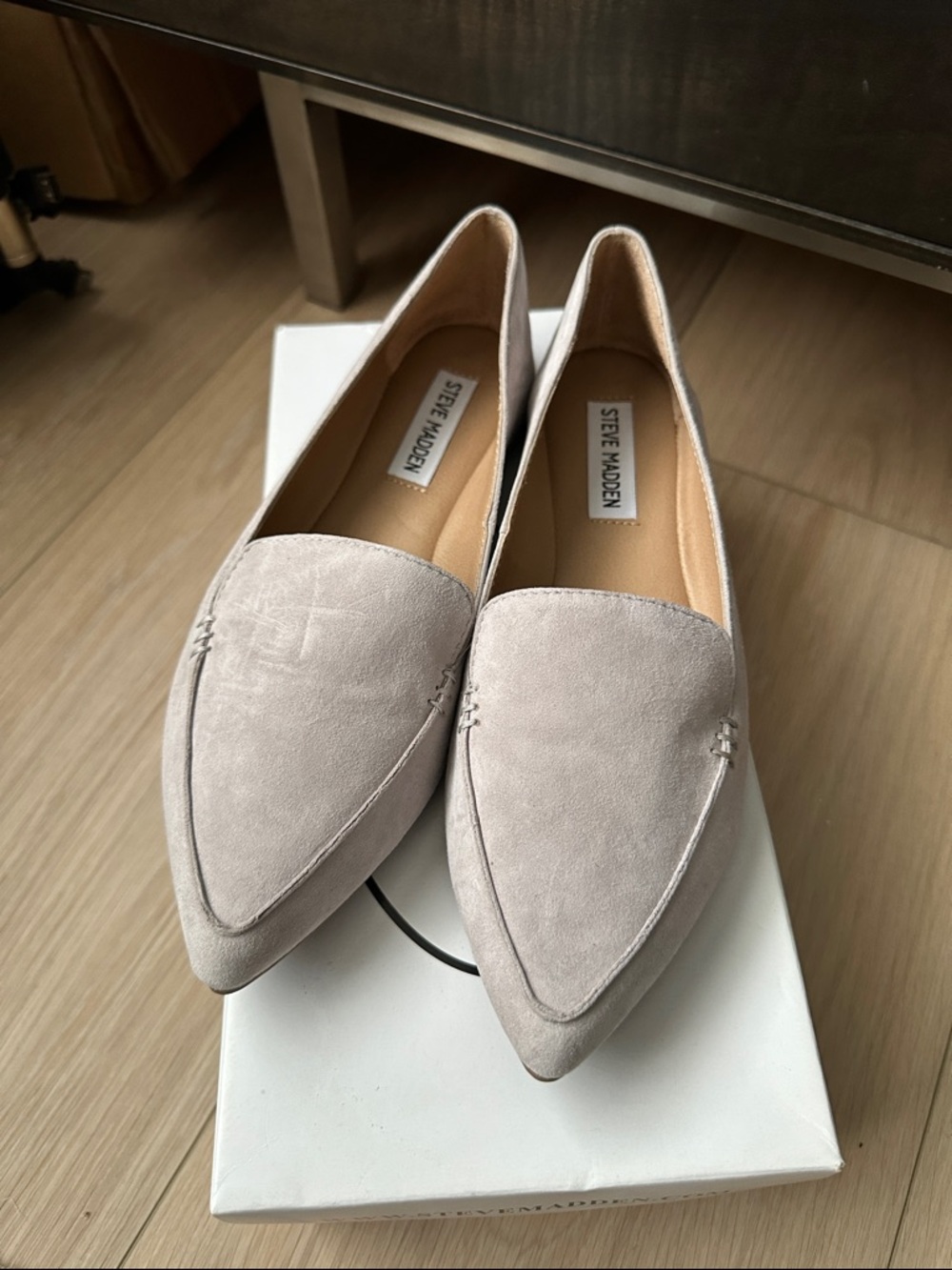 Steve Madden Pointed Suede Loafers in Light Gray